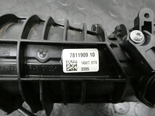 Kolektor ssący BMW 3 F30 F31 F34 4 F32 F36 X5 F15 X6 F16 3.0D 7811909