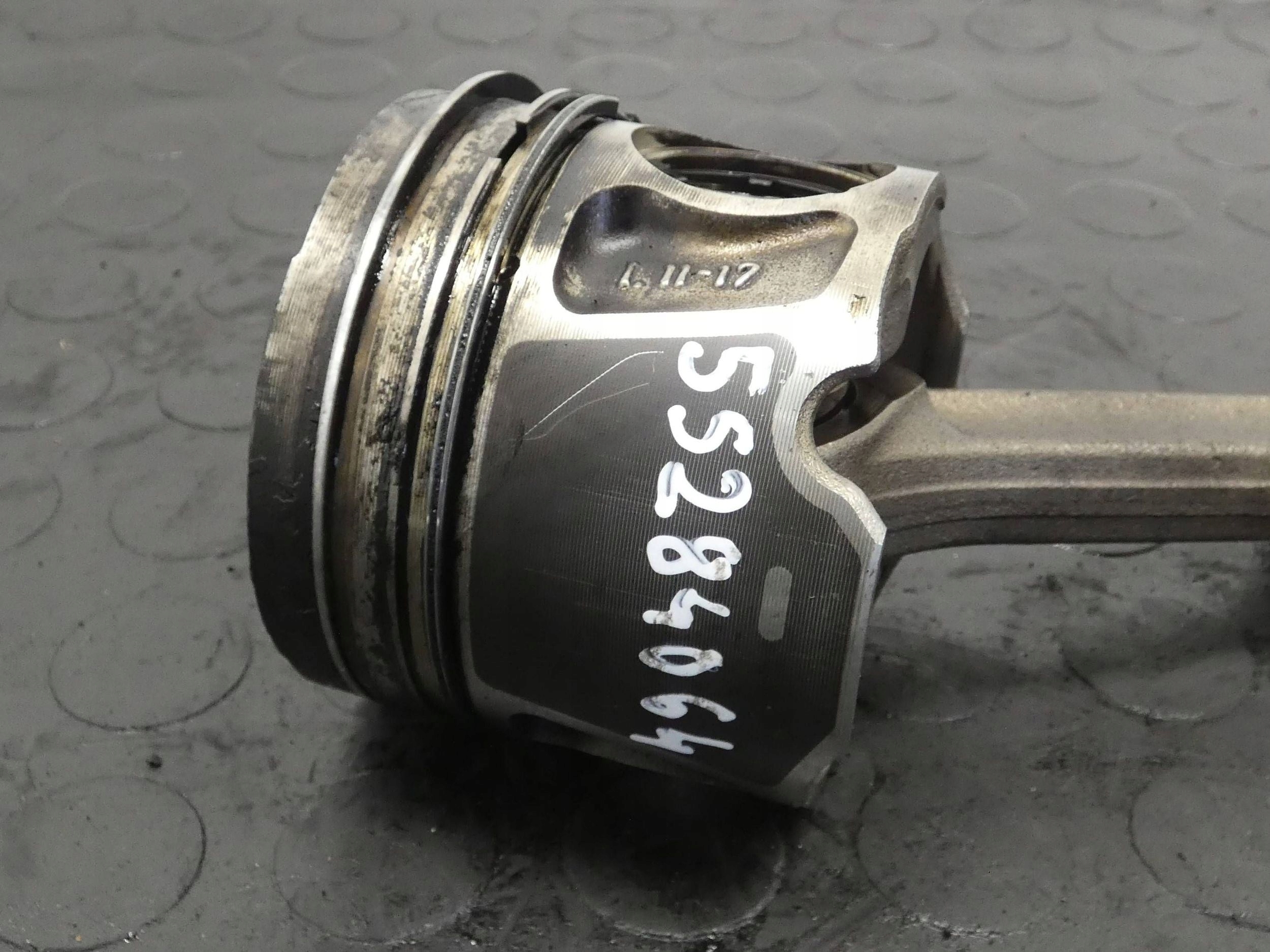 Tłok FIAT 500X JEEP COMPASS RENEGADE 2.0 JTD 55271394