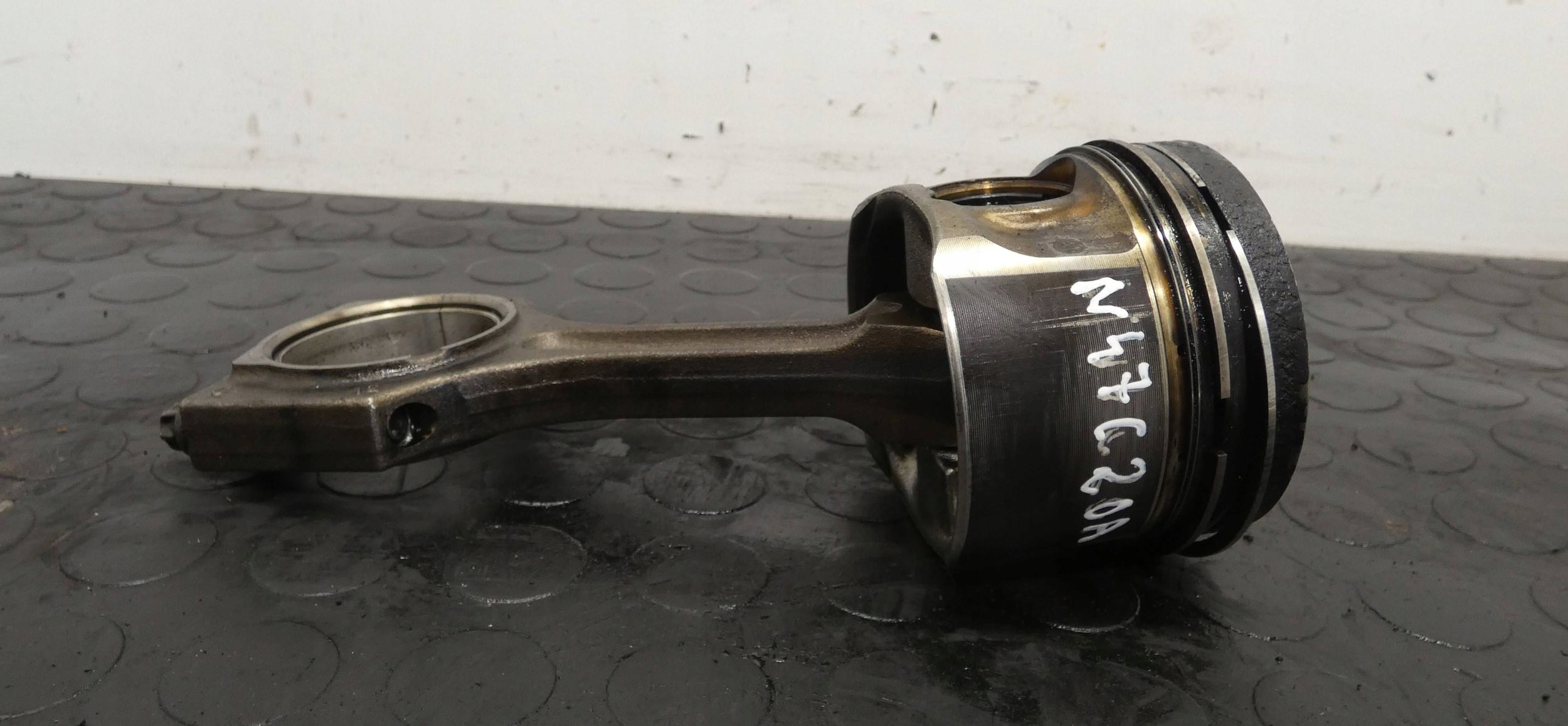 18244048411-696b6a95d1b4d Tłok z korbowodem MINI COOPER R61 R60 2.0D N47C20A