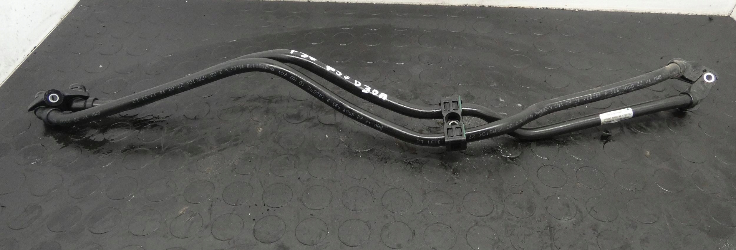 18251043387-696e2d6f62269 Przewód chłodnicy skrzyni BMW 3 F30 F31 F34 4 F32 F36 3.0D X-DRIVE 8509993