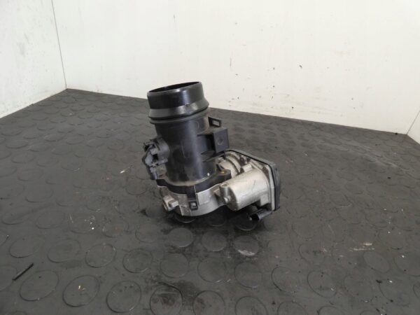 Przepustnica BMW 3 F30 F31 F34 4 F32 F36 X5 F15 X6 F16 3.0D 7810752