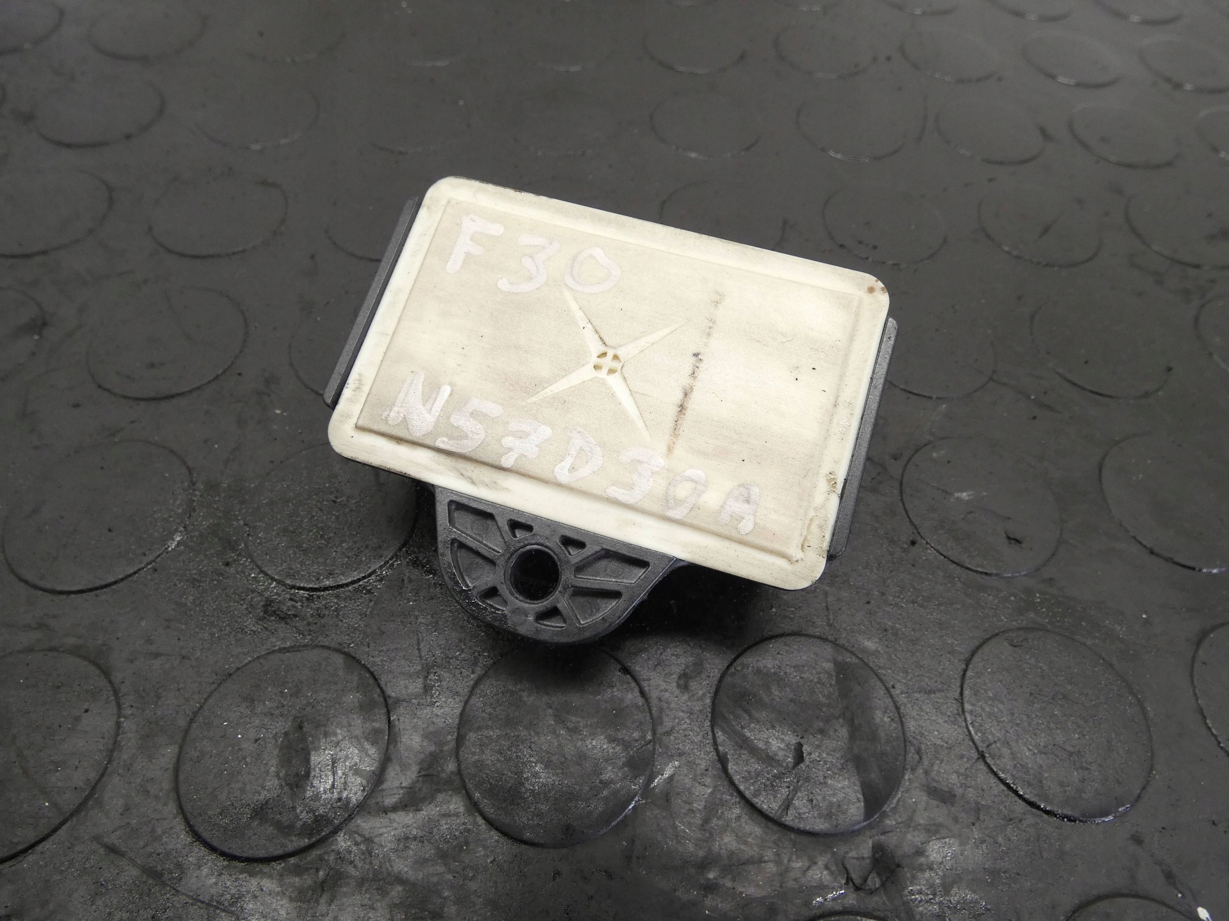 18251416852-696e4937e9883 Sterownik świec żarowych BMW 3 F30 F31 4 F32 F36 X5 F15 X6 F16 3.0D 8519472