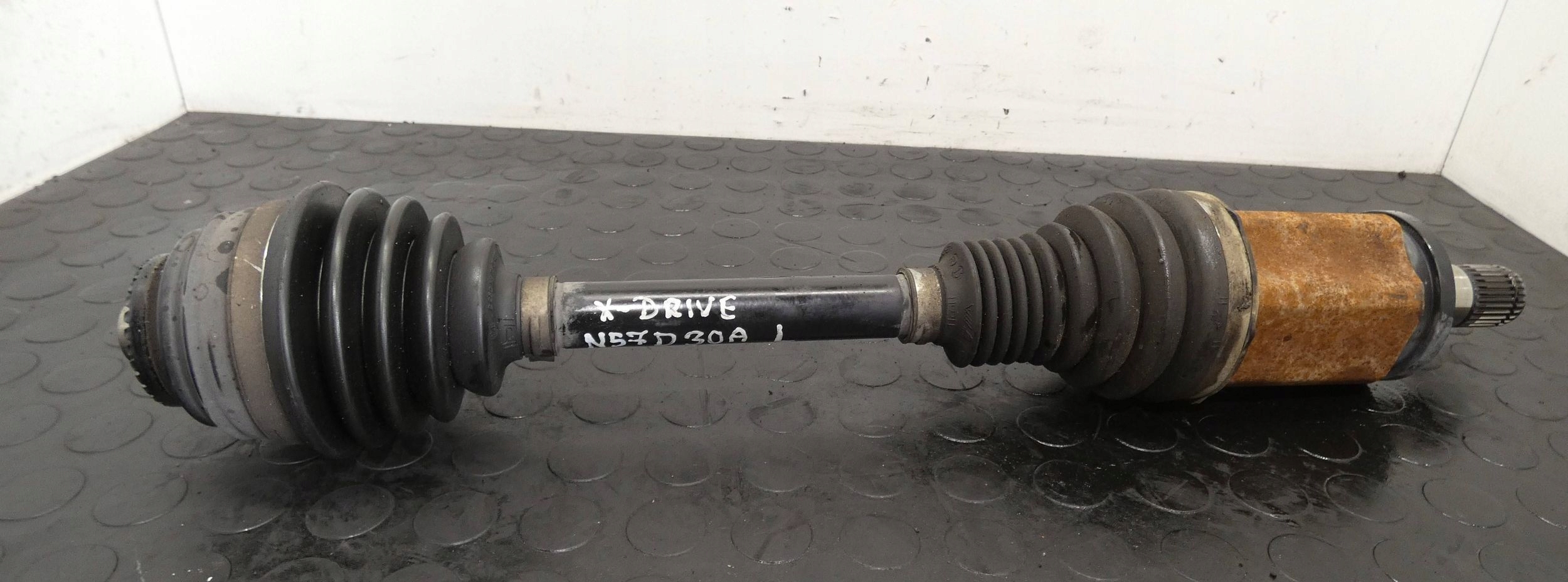 18253422352-696f4682d522e Półoś przednia LEWA BMW 3 F30 F31 F34 4 F32 F36 3.0D X-DRIVE 7597693