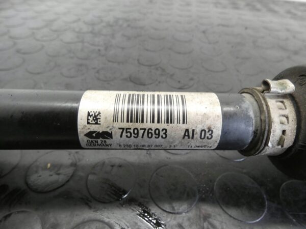 18253422352-696f468a34335 Półoś przednia LEWA BMW 3 F30 F31 F34 4 F32 F36 3.0D X-DRIVE 7597693