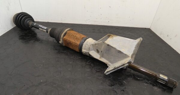 Półoś przednia PRAWA BMW 3 F30 F31 4 F32 F36 3.0D X-DRIVE 7597694 7587862