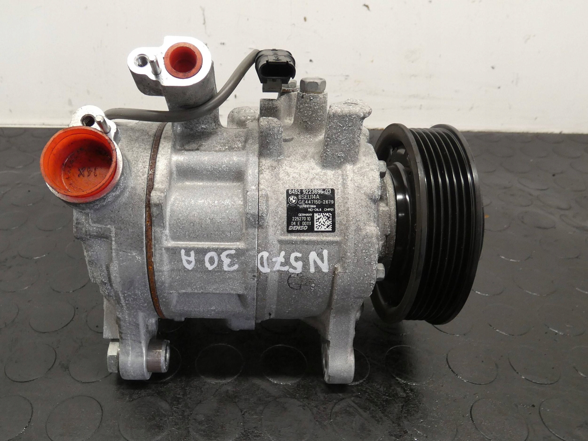 KOMPRESOR klimatyzacji BMW 3 F30 4 F32 F36 5 F10 X5 F15 X6 3.0D 9223695