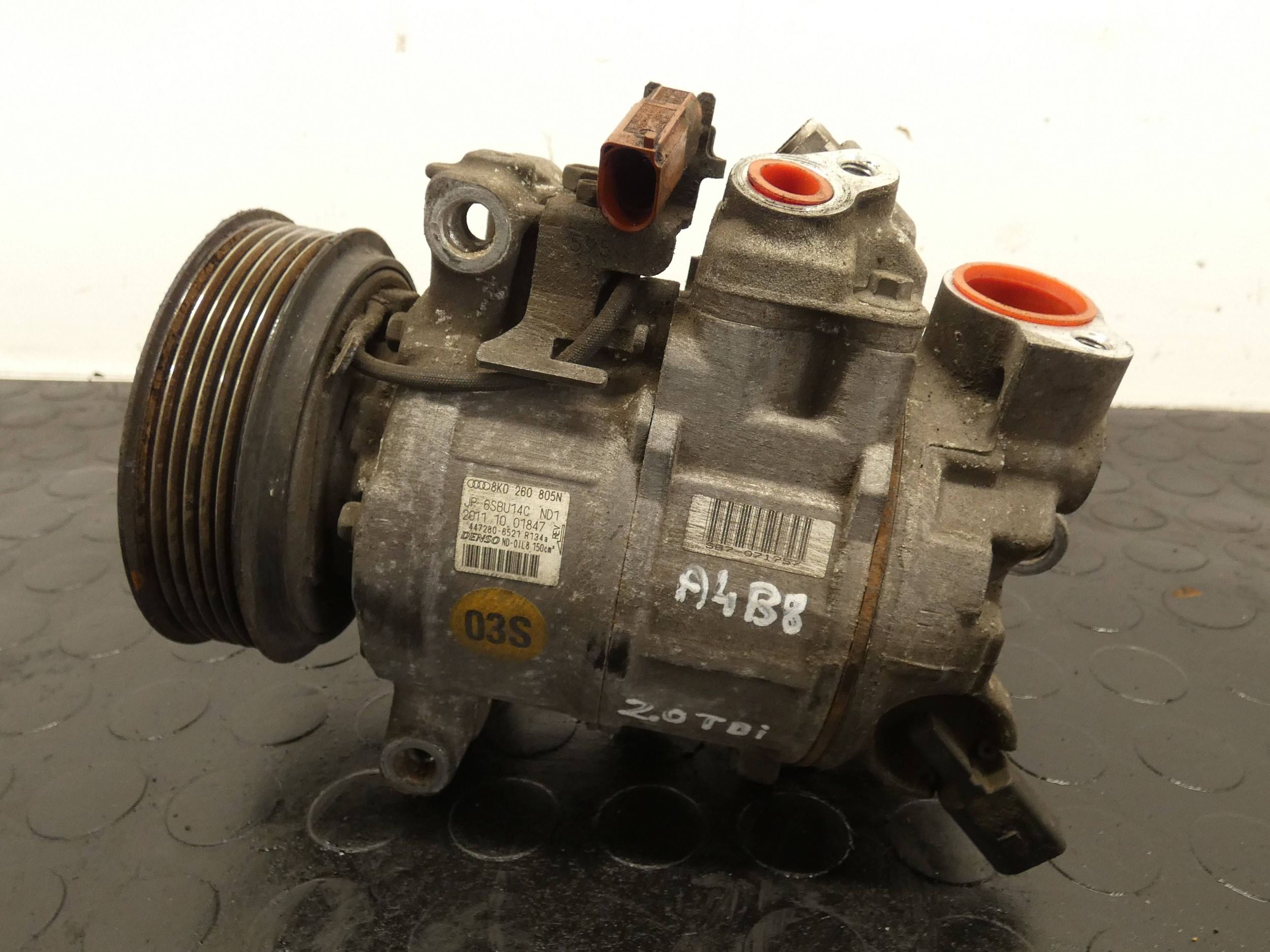 KOMPRESOR klimatyzacji AUDI A4 B8 A5 Q5 2.0 TDI CGL 8K0260805N