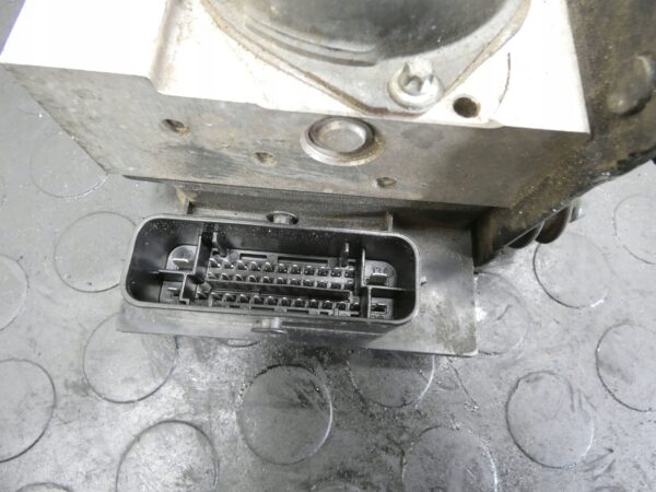 18254171740-696f8cc4d3b89 Pompa ABS Audi AUDI A4 B8 A5 2.0 TDI 8K0907379BP