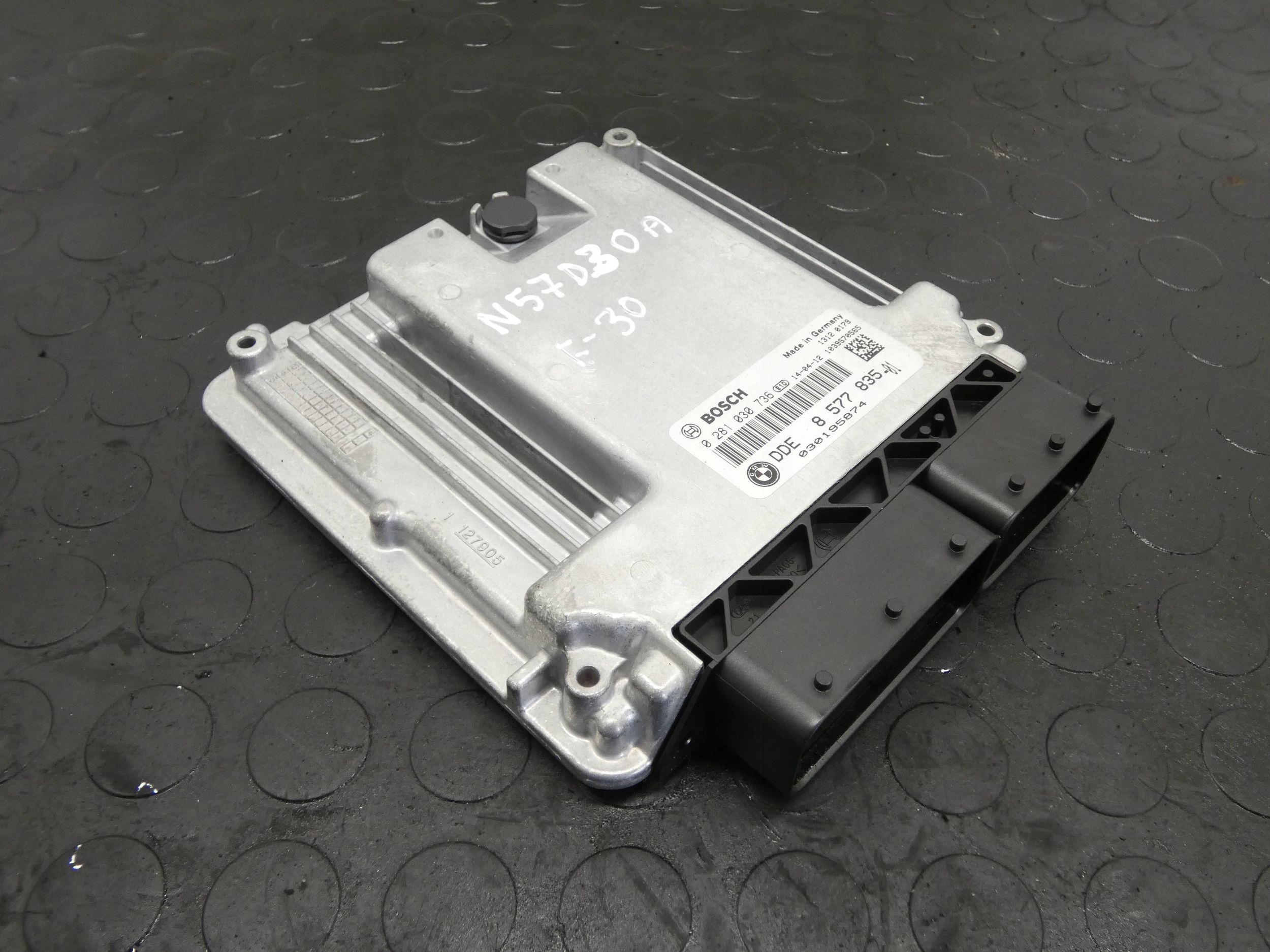 18254437255-696fa8c5c10d3 Sterownik silnika BMW 3 F30 F31 F34 4 F32 F36 3.0D 8577835 0281030736