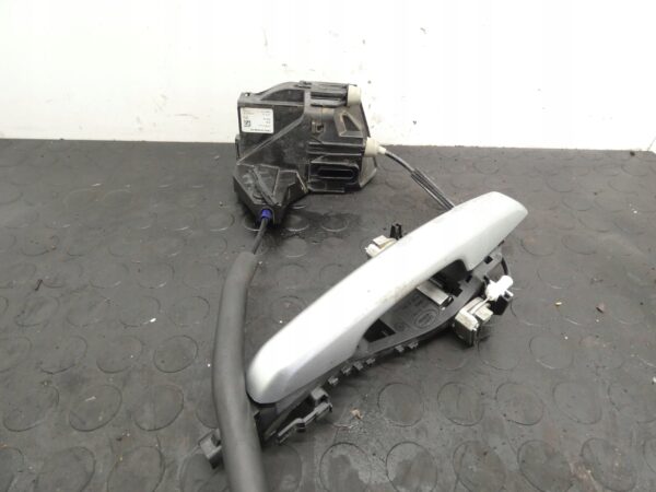 Zamek drzwi KLAMKA PP Jaguar F-Pace HK83203A28GC BJ32-224N02-CRMUA