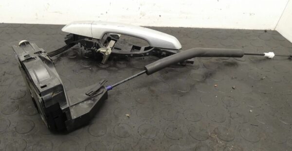 Zamek drzwi KLAMKA PP Jaguar F-Pace HK83203A28GC BJ32-224N02-CRMUA