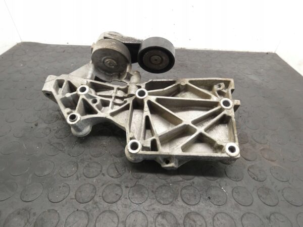 Łapa alternatora VW GOLF V JETTA AUDI A3 2,0 TDI 038903143AF