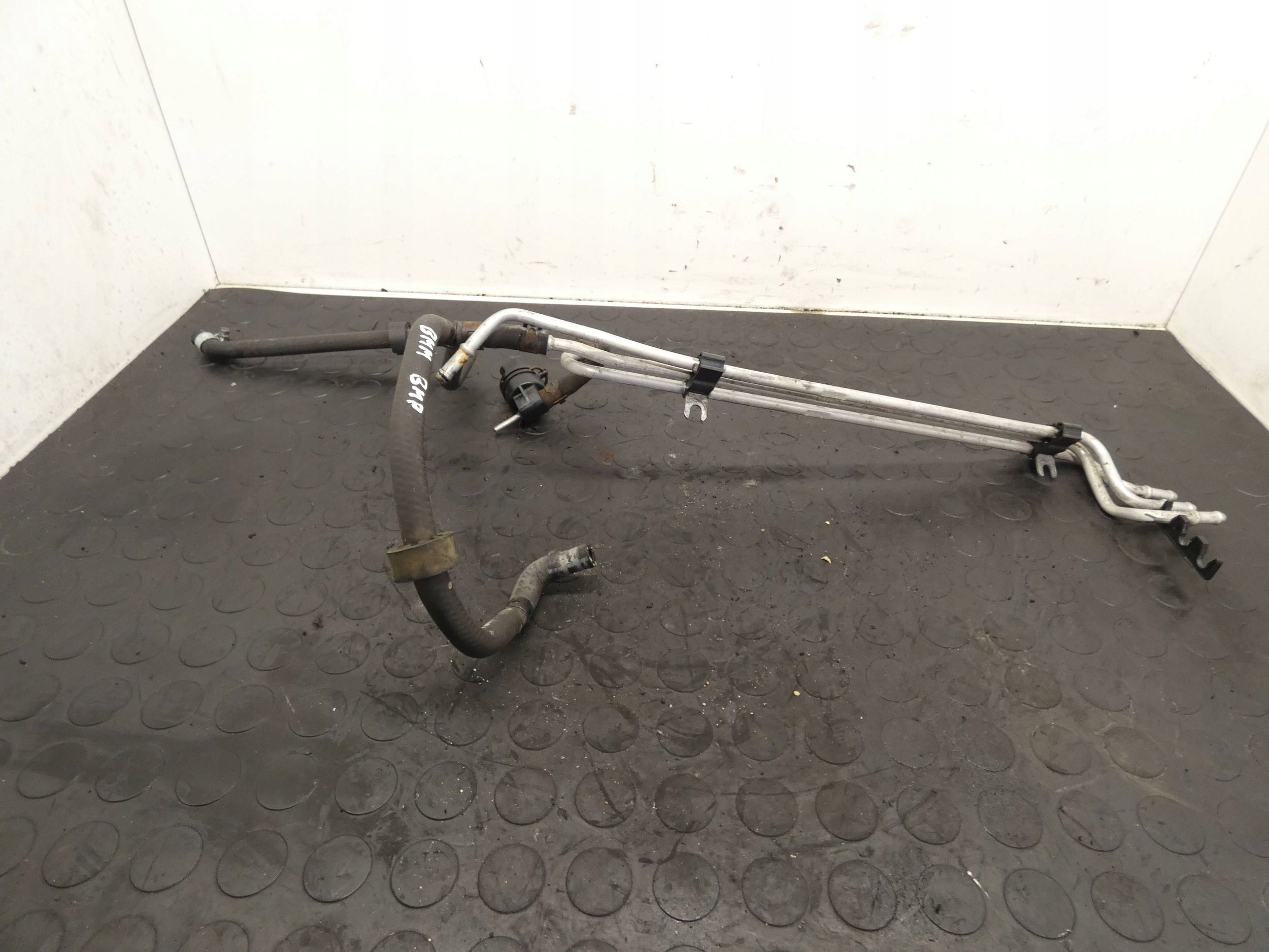 18274236469-697881031602e Przewód paliwowy VW GOLF V JETTA AUDI A3 2,0 TDI 1K0122447ED