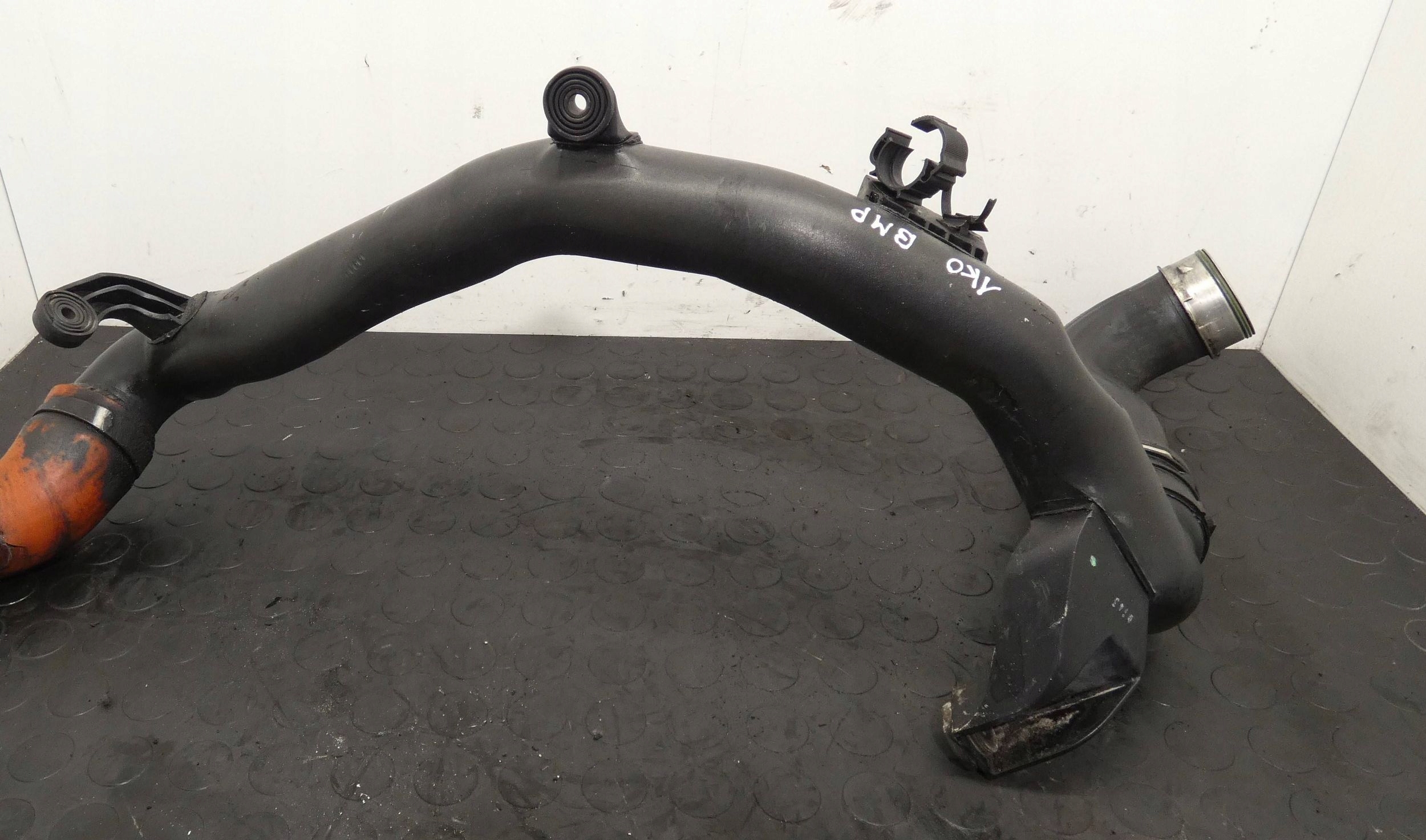 18274252107-697880f624157 RURA Wąż intercoolera VW GOLF V JETTA AUDI A3 2,0 TDI 3C0145840C 3C0145832D