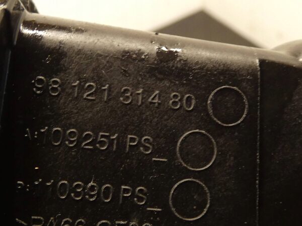 Obudowa termostatu PEUGEOT 2008 308 CITROEN C3 1,2THP 9812131480 9834388280