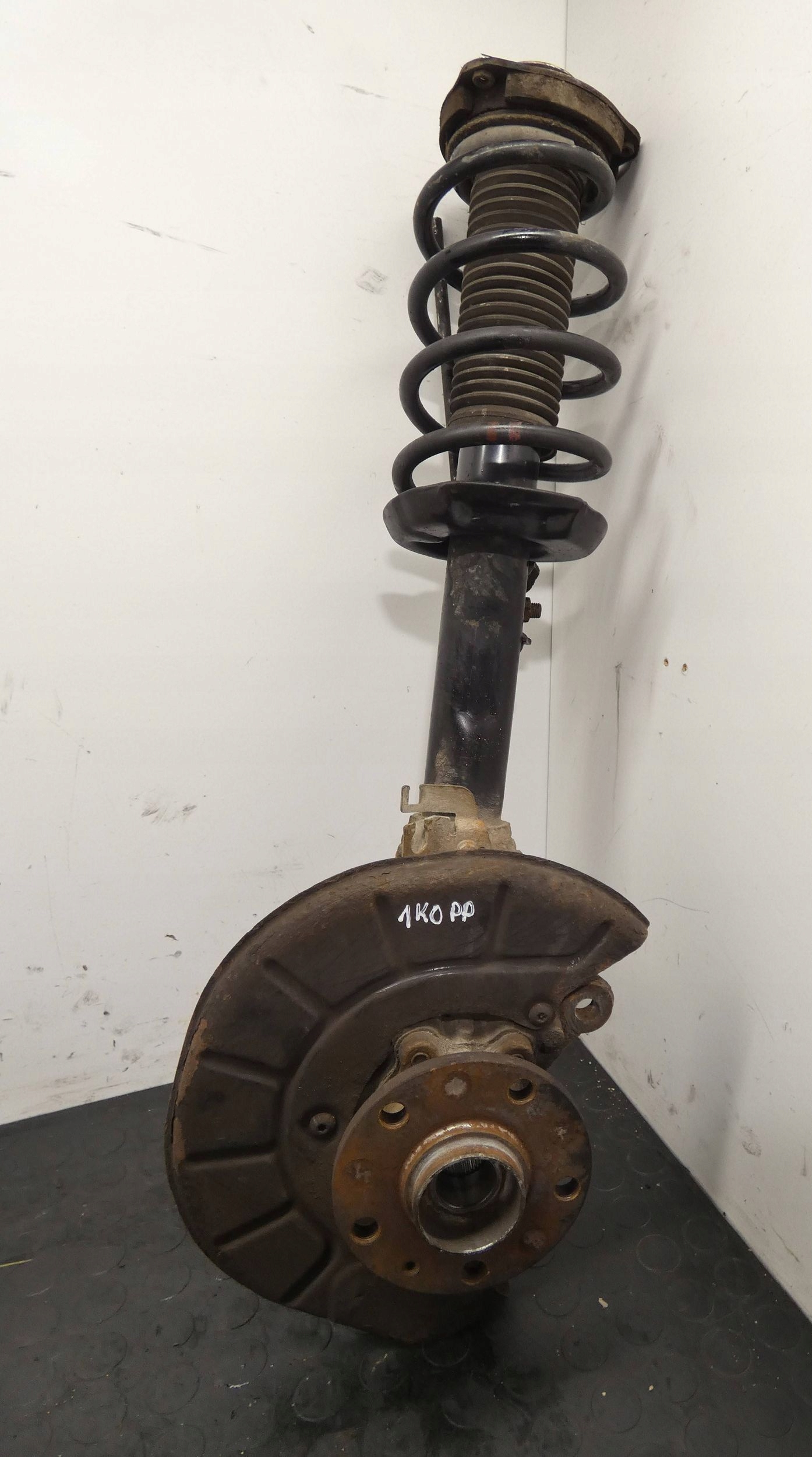 18274664510-6978ab03a46b9 MCPHERSON AMORTYZATOR AUDI A3 LEON SKODA YETI 2.0 TDI 1T0413031HE PP