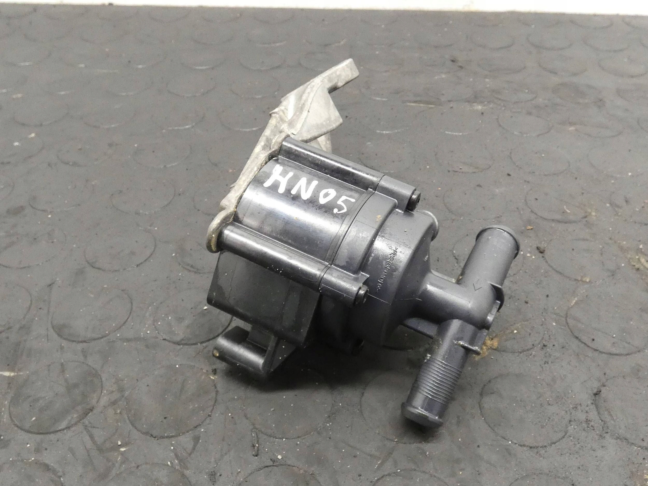 18275056812-6978b90b9d2a6 Dodatkowa pompa wody PEUGEOT 2008 308 CITROEN C3 1,2THP 9814099080