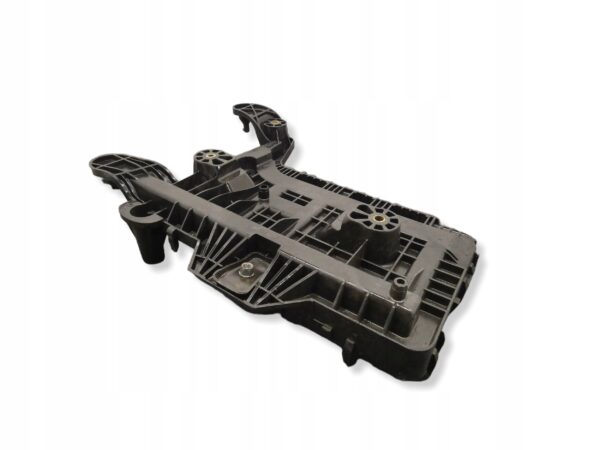 Podstawa akumulatora VW GOLF V JETTA AUDI A3 2,0 TDI 1K0915333