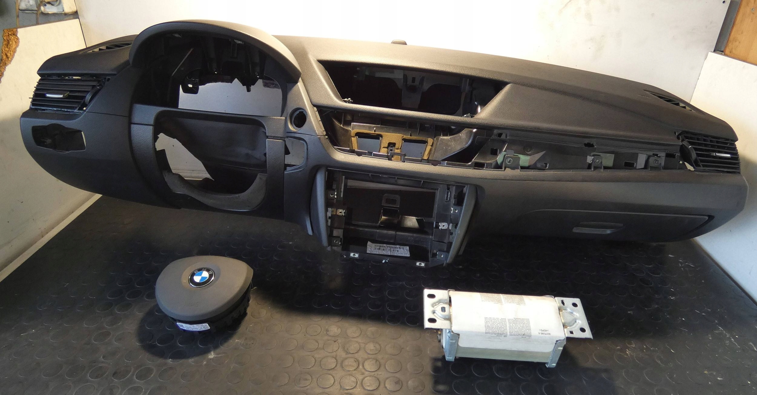 18295160469-698b83dfd2667 DESKA ROZDZIELCZA KONSOLA BMW X1 E84 AIRBAG KIEROWCY PASAŻERA 2991239