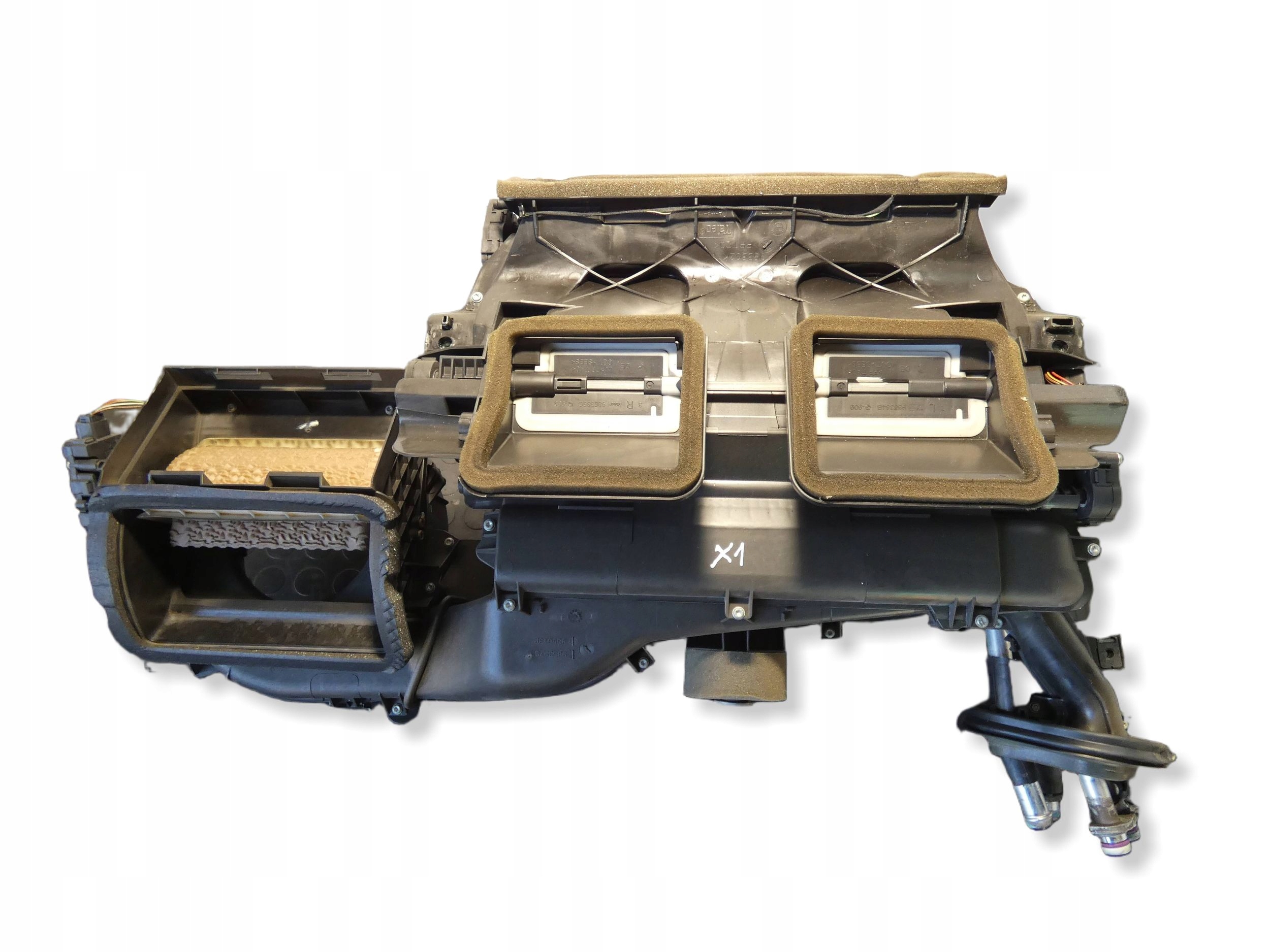 18295214542-698b83d23e4b5 NAGRZEWNICA BMW X1 E84 9136169 983360Z 985325F