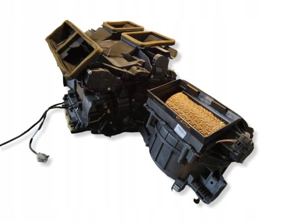 NAGRZEWNICA BMW X1 E84 9136169 983360Z 985325F