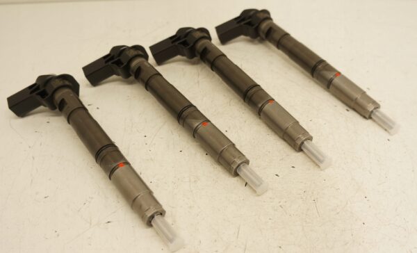 WTRYSKIWACZ WTRYSK GOLF A4 B8 PASSAT 2.0TDI 03L130277 0445116030 WYKRES