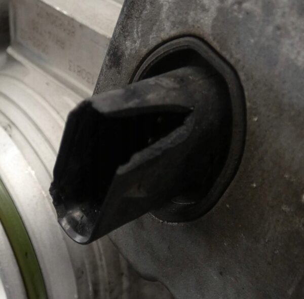 TURBOSPRĘZARKA TURBO BMW X1 E84 1 F20 3 F30 2.0 D N47D20C 8518204