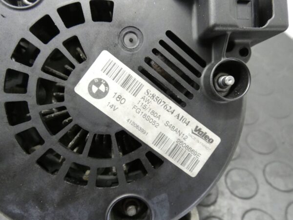 Alternator BMW X1 E84 3 E90 F30 E91 5 F10 2.0D 8507624