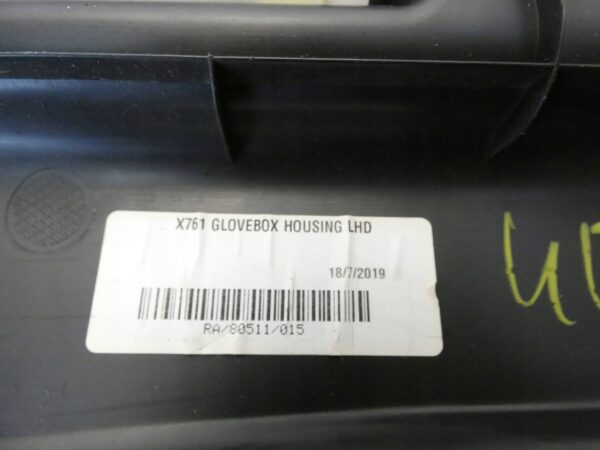 18302831362-698b74f830541 Schowek Jaguar F-Pace F-PACE 2019R