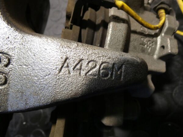 18306260457-698b58f16e953 Zacisk Przód strona lewa JAGUAR F-PACE LAND ROVER VELAR A426M