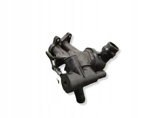 Obudowa termostatu JAGUAR F-PACE LAND ROVER VELAR 2.0D G4D38575AF