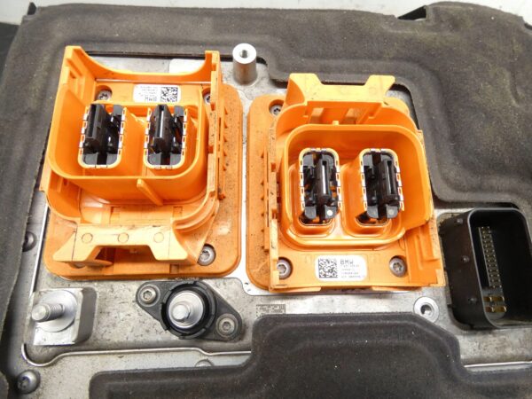 18321134585-698d8ab6cd622 FALOWNIK Inwerter/przetwornica napięcia MINI COOPER SE LCI F56 5A35497