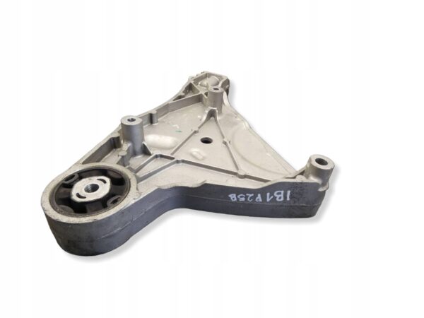 18321184289-698d98cecacb9 Łapa silnika MINI COOPER SE LCI F56 BMW I3 8486852