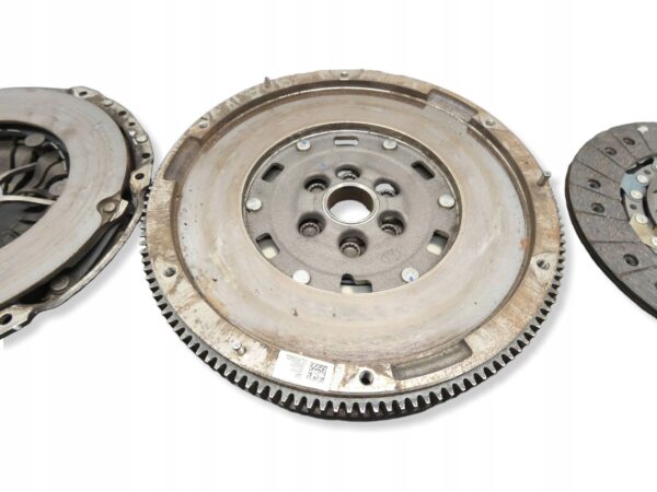 SPRZĘGŁO KOŁO DWUMASOWE VW GOLF VII T-ROC PASSAT 2,0 TDI DGC 03L141018