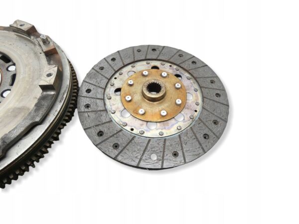 SPRZĘGŁO KOŁO DWUMASOWE BAIC Beijing X3 1.5 16V M00001746