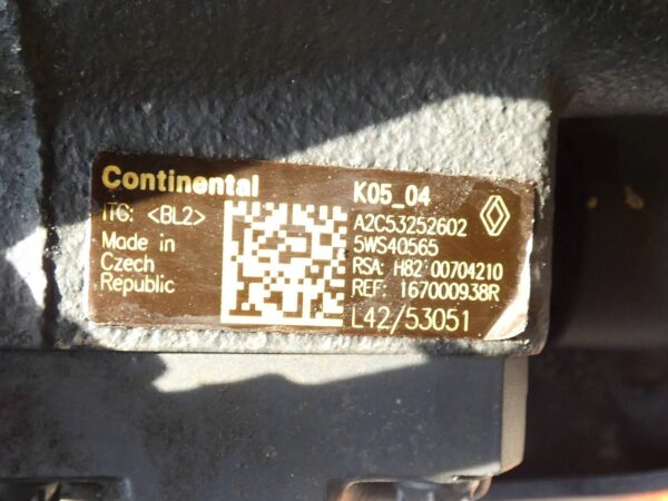 SILNIK ENGINE RENAULT KANGOO MEGANE DACIA DUSTER NISSAN 1.5 DCI K9K898