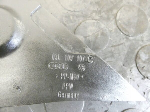 OSŁONA Obudowa rozrządu VW GOLF JETTA PASSAT SKODA YETI 2,0 TDI 03L109107C