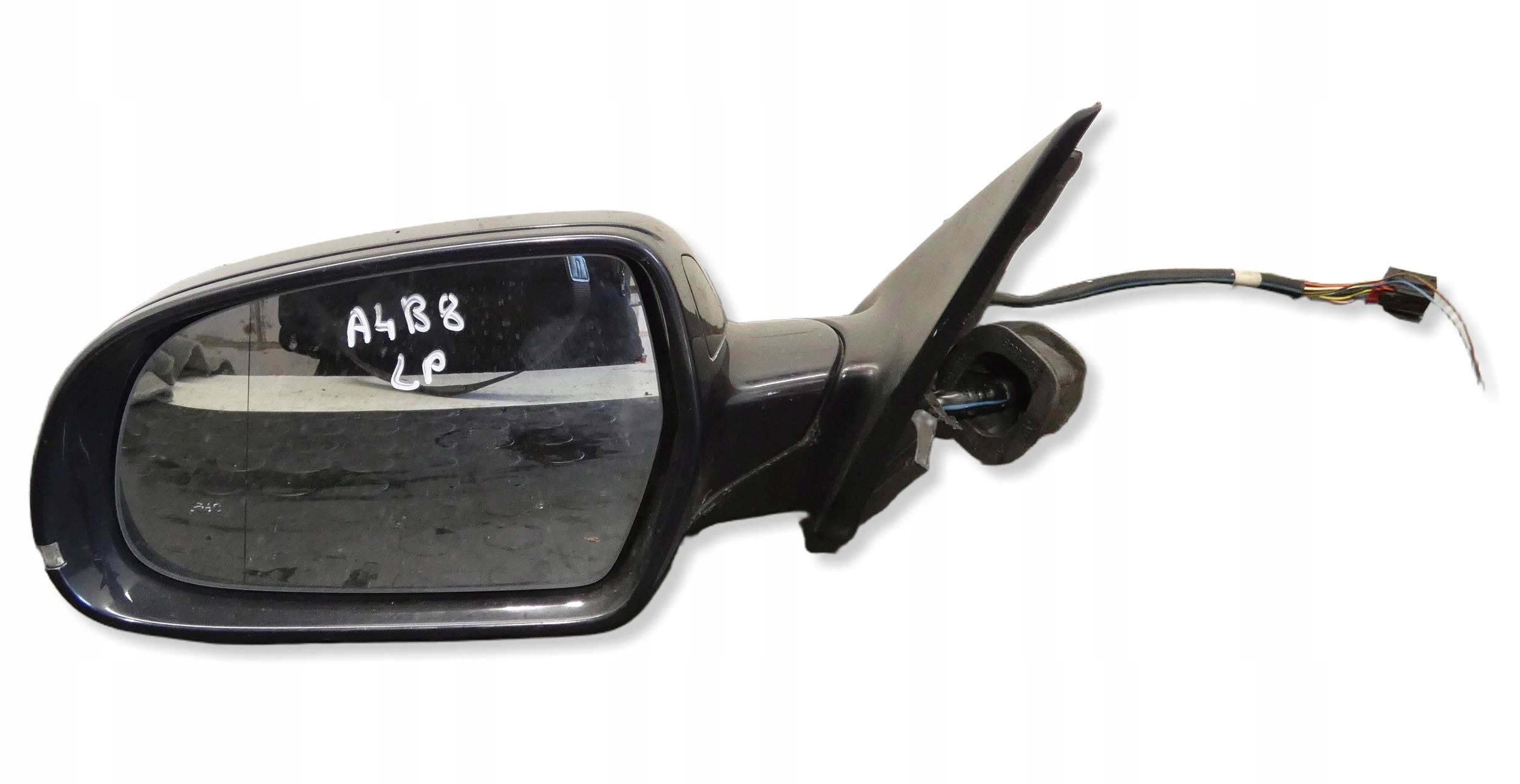 18386546394-69aa99d96a438 LUSTERKO LEWE Audi A4 B8 8K LX5R 10 PIN 2PIN MARTWE POLE