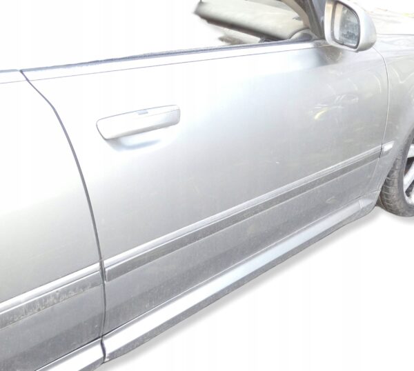 DRZWI PRAWY PRZÓD AUDI A8 D3 PRZED LIFT KOMPLET KEYLESS