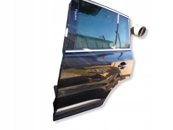 Drzwi tylne Tył strona lewa Volkswagen Tiguan I 2013R KOMPLETNE