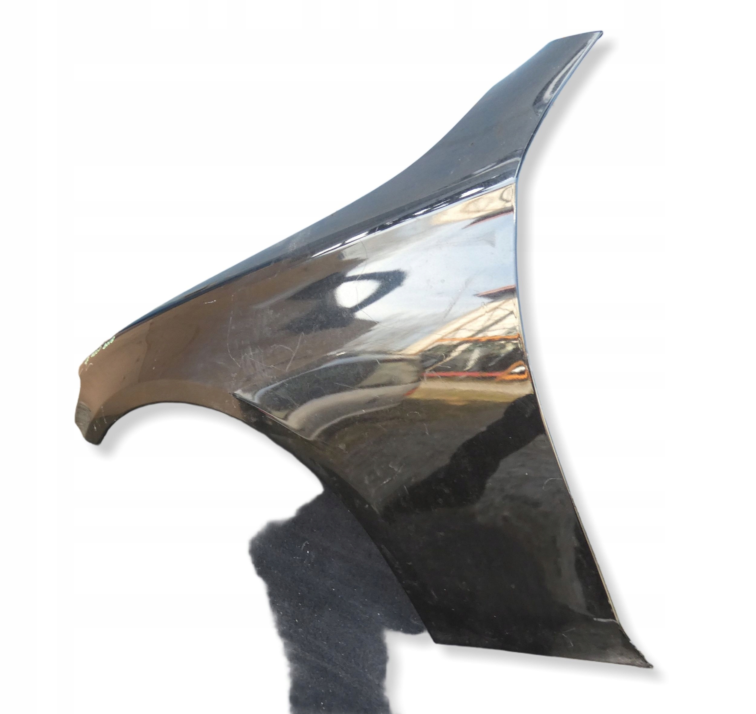 Błotnik Przód strona lewa Mercedes-Benz E W213 A2138810143