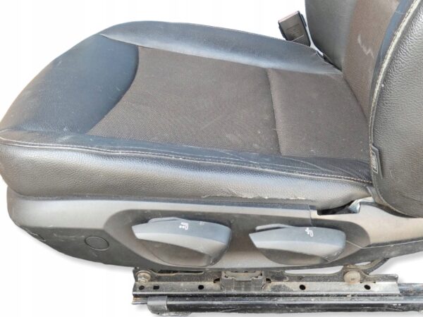 Fotel kierowcy Przód strona lewa BMW X1 E84 PÓŁSKÓRA