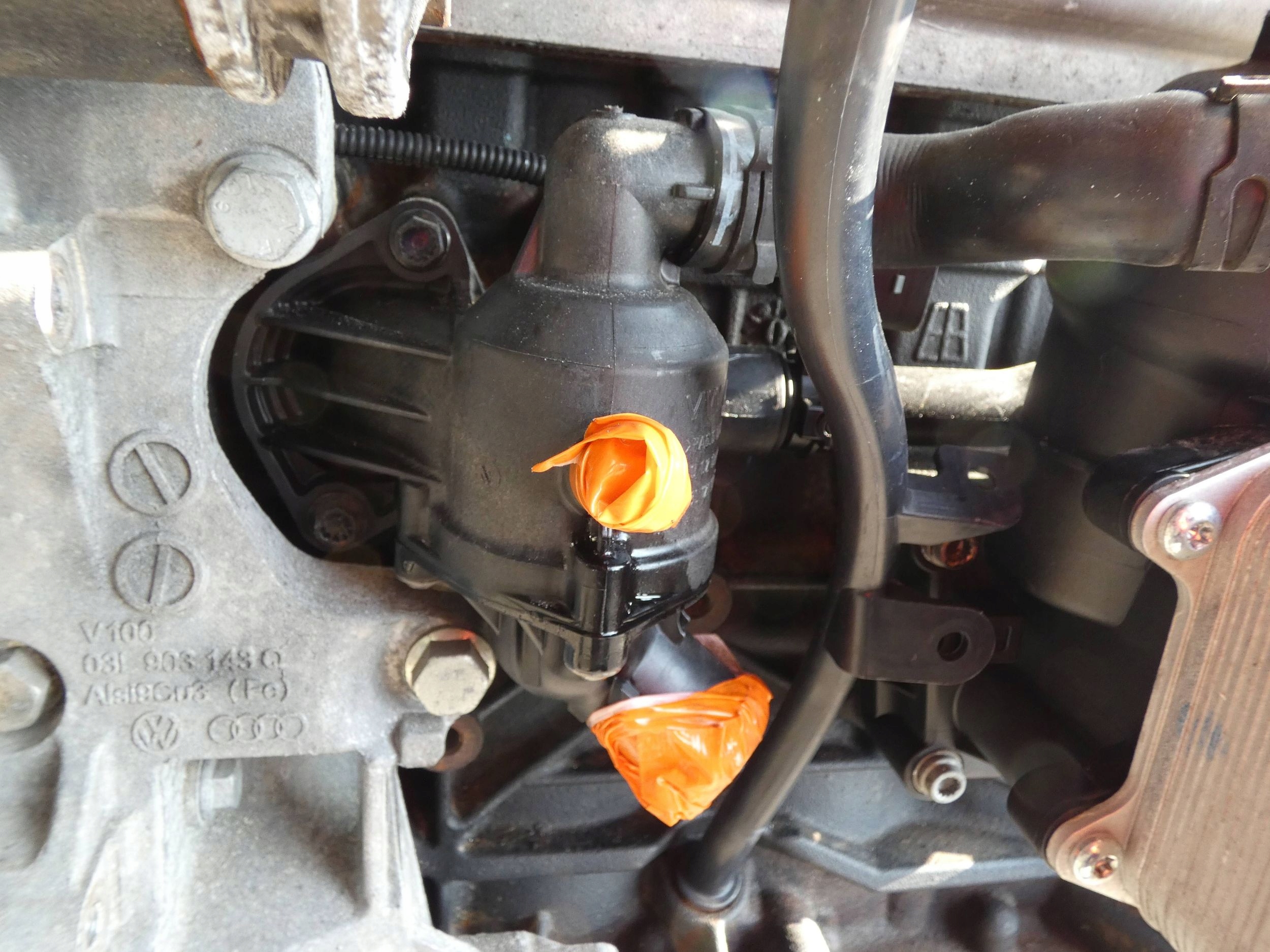 Silnik ENGINE VW GOLF POLO TOURAN A3 ALTEA OCTAVIA 1.6 TDI CAYK CAY