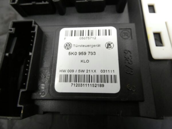 Silniczek szyby drzwi przednich lewy Volkswagen Golf VI 5K0959701H