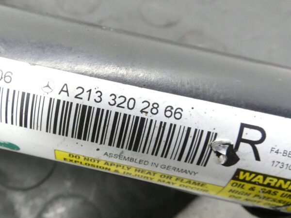 Amortyzator przedni strona prawa Mercedes-Benz E W213 4MATIC A2133202866