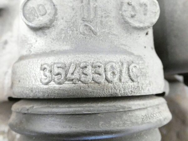 Zacisk hamulcowy tylny Tył strona lewa Mercedes E W213 354336C 32358282