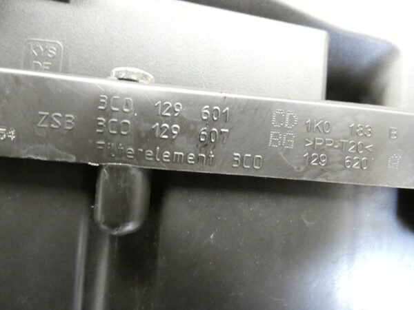 Obudowa filtra powietrza VW Golf PASSAT TIGUAN OCTAVIA 2.0 TDI 3C0129601CD