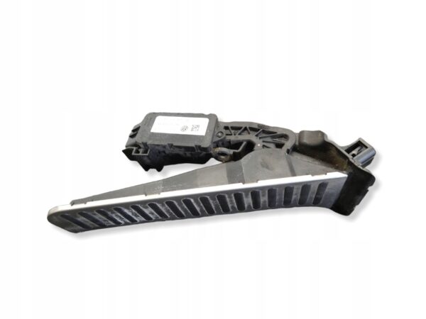 Pedał gazu VW GOLF POLO TOURAN ALTEA OCTAVIA 1K1721503AN