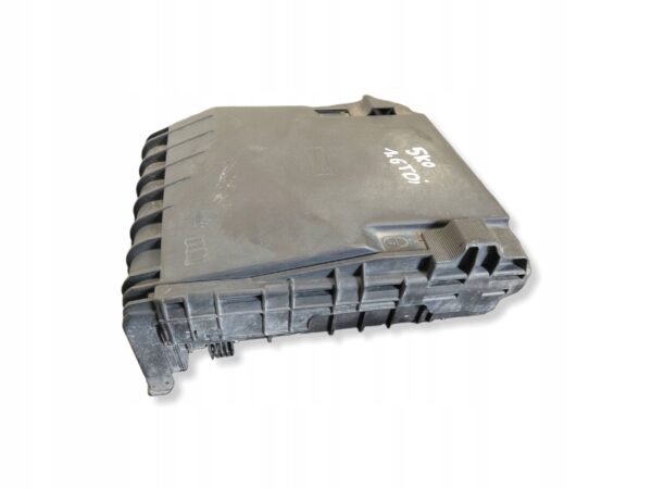 Skrzynka bezpieczników VW GOLF VI TOURAN ALTEA OCTAVIA 1K0937125D