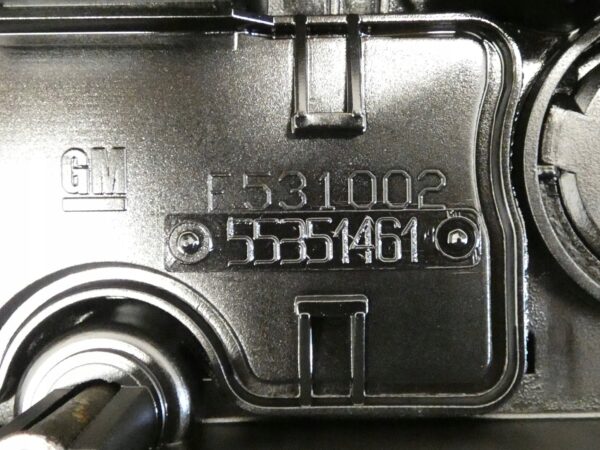 Pokrywa zaworów OPEL CORSA C D MERIVA AGILA ASTRA 1,2 16V 55351461